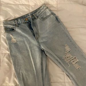 BDG Urban outfitters light wash ripped jeans